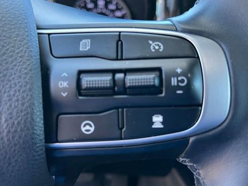 Used 2023 Kia K5 GT-Line image 36