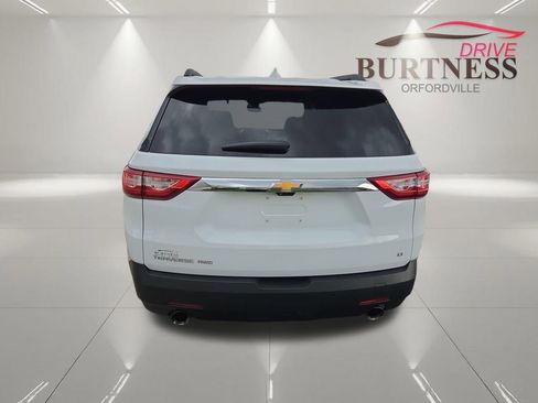 Certified 2021 Chevrolet Traverse LT w/ LT Premium Package AWD/4WD image 7