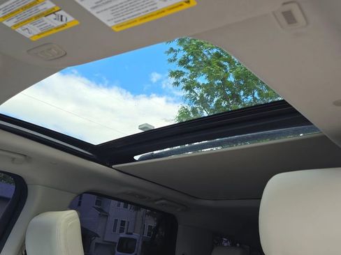 Used 2019 Ford Expedition Platinum AWD/4WD image 23