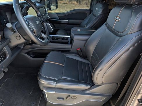 Certified 2024 Ford F250 Platinum image 24