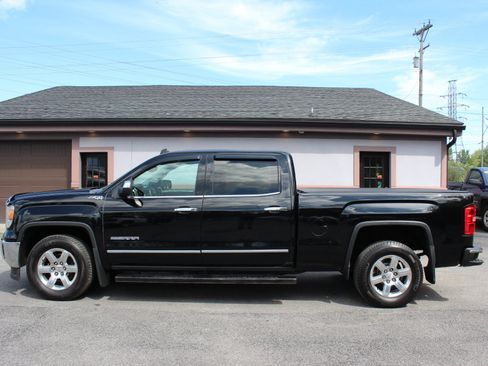 Used 2014 GMC Sierra 1500 SLT w/ Suspension Package, Off-Road AWD/4WD image 10