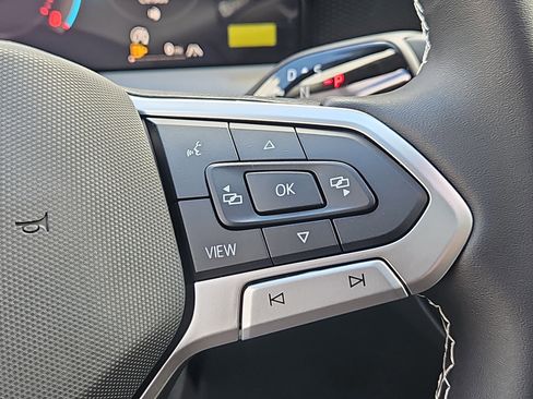 New 2026 Volkswagen Tiguan SE image 15