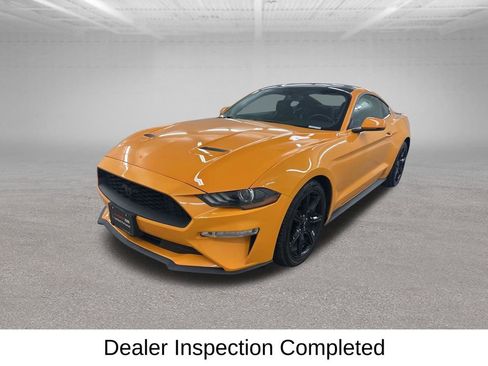 Used 2018 Ford Mustang Premium w/ Carbon Sport Interior Package RWD image 8