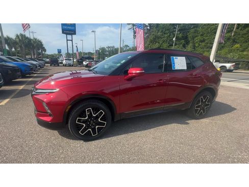 Used 2023 Chevrolet Blazer RS w/ Enhanced Convenience Package FWD image 6