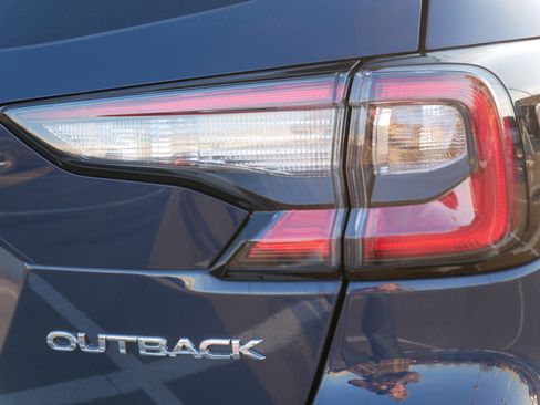Certified 2025 Subaru Outback Limited image 17