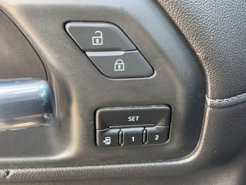 Used 2021 GMC Sierra 2500 Denali w/ Denali Ultimate Package image 25