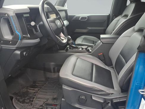 Used 2021 Ford Bronco Black Diamond image 20