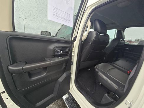 Used 2017 RAM 1500 Laramie w/ Convenience Group image 11