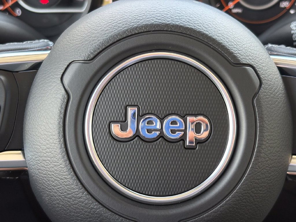 New 2026 Jeep Wrangler Unlimited Sahara AWD/4WD image 30