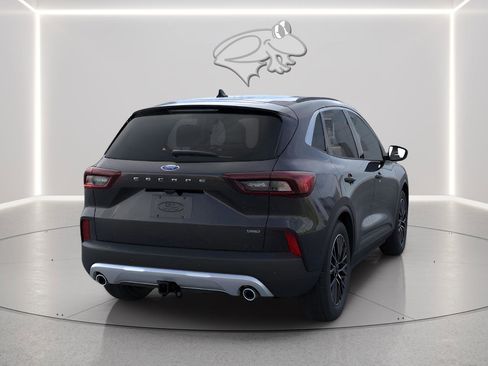 New 2025 Ford Escape SE w/ Class II Trailer Tow Package image 6
