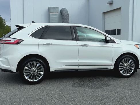 Used 2024 Ford Edge Titanium w/ Titanium Elite Package AWD/4WD image 9