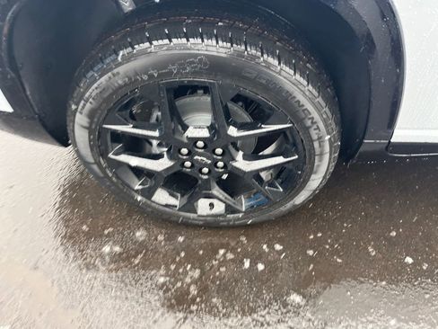 New 2026 Chevrolet Traverse RS w/ LPO, Floor Liner Package image 33