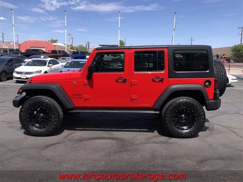 Used 2018 Jeep Wrangler Unlimited Sport S AWD/4WD image 6