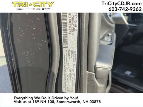 New 2025 Jeep Grand Cherokee Altitude image 44