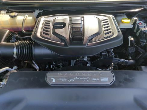 Used 2024 Jeep Wagoneer 4WD w/ Convenience Group I image 22