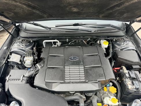 Used 2018 Subaru Legacy 3.6R Limited image 16