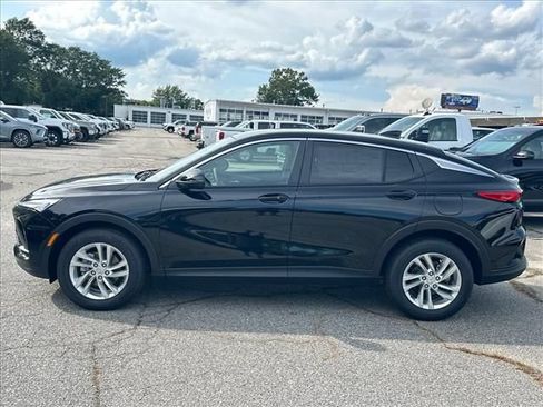 New 2026 Buick Envista Sport Touring w/ Convenience I Package FWD image 7