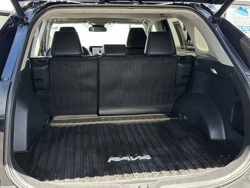 Used 2023 Toyota RAV4 XLE Premium FWD image 27