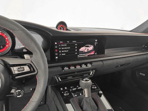 Used 2022 Porsche 911 GT3 image 20