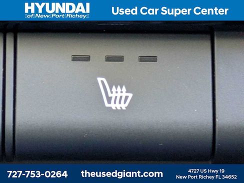 Certified 2025 Hyundai Elantra SEL FWD image 23