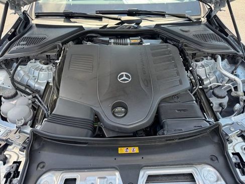 Used 2025 Mercedes-Benz E 450 4MATIC Sedan image 19