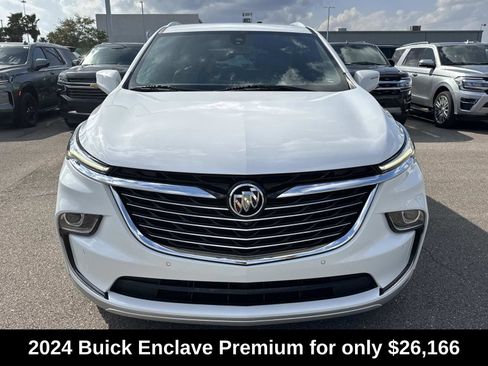 Used 2024 Buick Enclave Premium FWD image 2