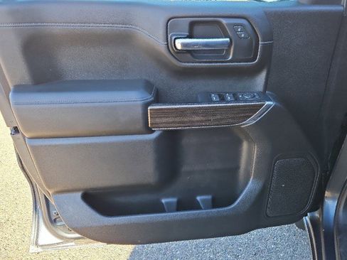 Used 2021 Chevrolet Silverado 1500 RST image 9