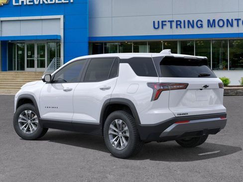 New 2026 Chevrolet Equinox LT w/ Convenience Package II FWD image 3