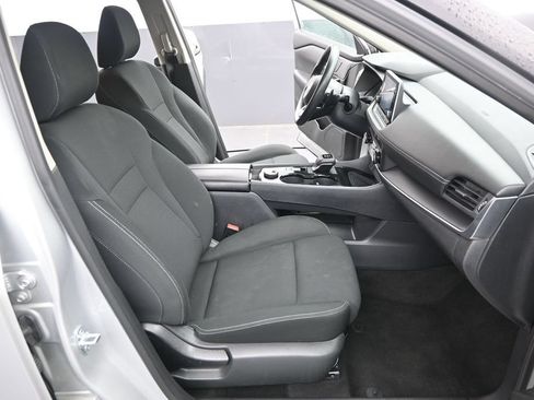 Used 2024 Nissan Rogue S AWD/4WD image 24