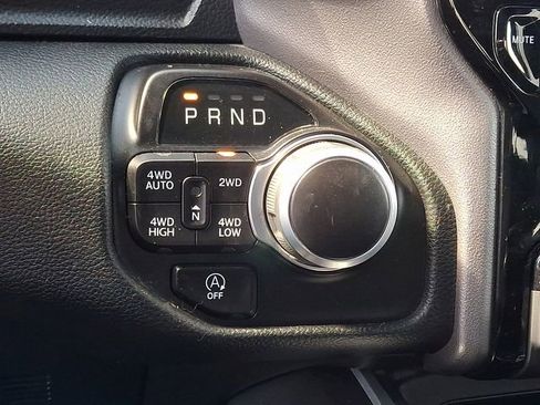 Used 2023 RAM 1500 Big Horn AWD/4WD image 14