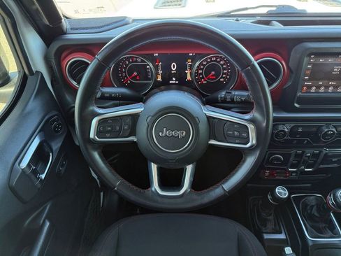 Used 2018 Jeep Wrangler Unlimited Rubicon w/ Steel Bumper Group image 13