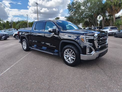 Used 2019 GMC Sierra 1500 SLT w/ SLT Premium Plus Package AWD/4WD image 10