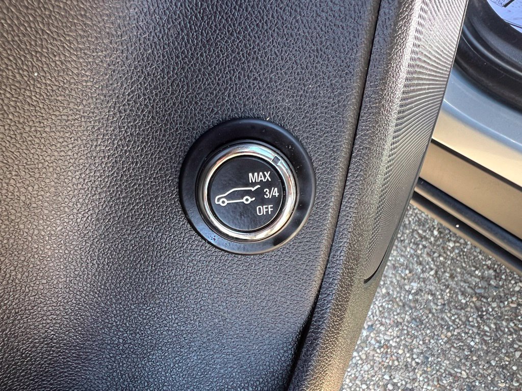 Used 2024 Chevrolet Blazer LT w/ Convenience Package FWD image 26
