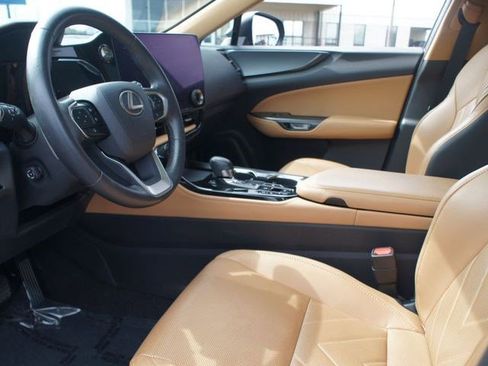 Used 2023 Lexus NX 350h AWD w/ Luxury Package image 14