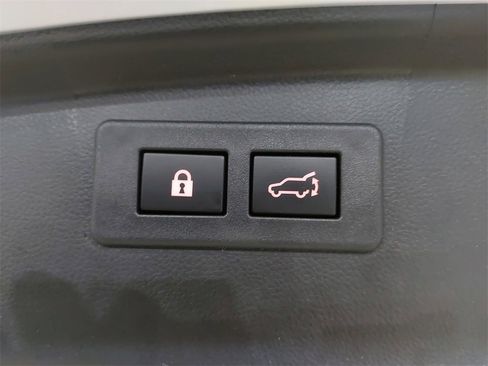 Used 2022 Subaru Outback Limited image 13