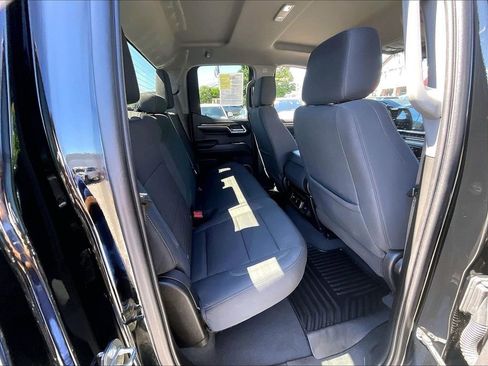 Used 2023 Chevrolet Silverado 1500 LT AWD/4WD image 16