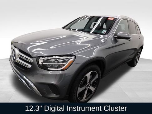 Used 2021 Mercedes-Benz GLC 300 image 4