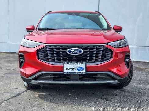 Used 2024 Ford Escape Platinum AWD/4WD image 4
