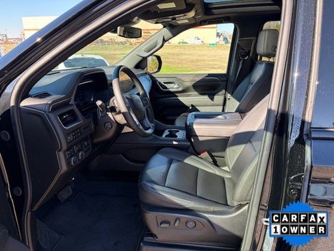 Used 2024 Chevrolet Suburban Z71 w/ Luxury Package image 5