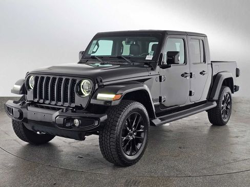 Used 2023 Jeep Gladiator Overland AWD/4WD image 7