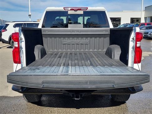 Certified 2022 Chevrolet Silverado 1500 ZR2 w/ Technology Package image 7