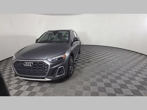 Used 2022 Audi Q5 2.0T Premium Plus AWD/4WD image 52