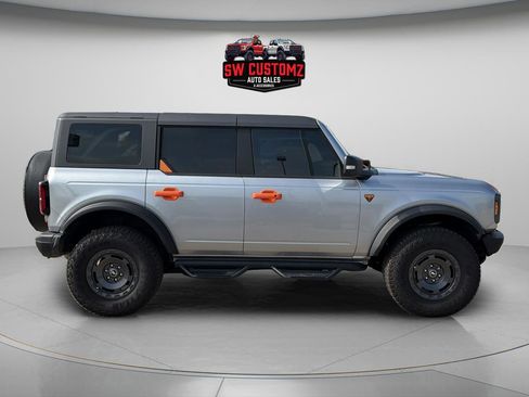 Used 2024 Ford Bronco Badlands AWD/4WD image 8