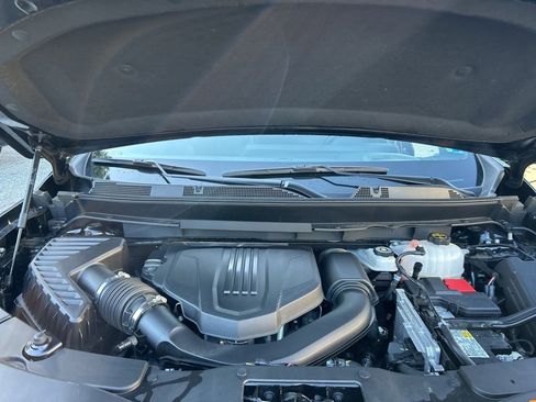 Used 2025 Chevrolet Traverse High Country w/ LPO, Floor Liner Package AWD/4WD image 27
