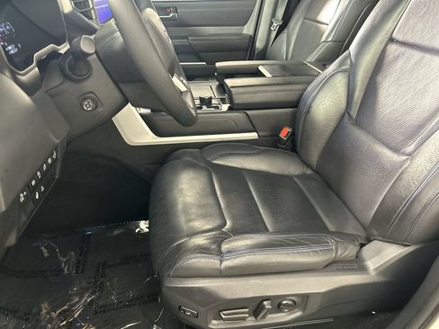 Used 2024 Toyota Tundra Platinum AWD/4WD image 21