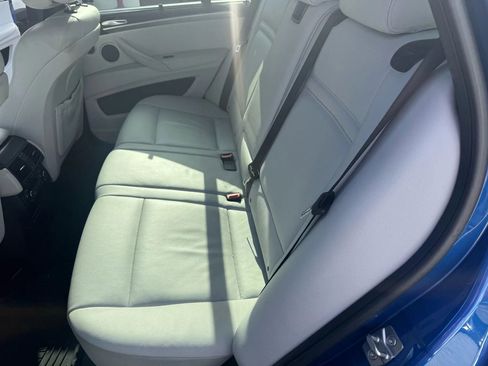 Used 2012 BMW X5 M image 37