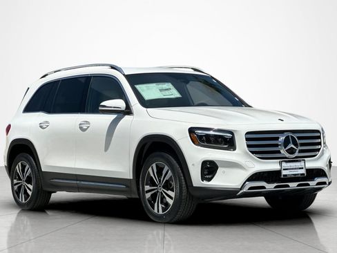 New 2025 Mercedes-Benz GLB 250 4MATIC image 7