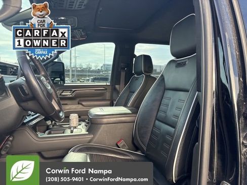 Used 2024 GMC Sierra 2500 AT4X image 10