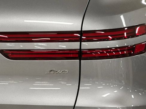 New 2026 Genesis GV70 2.5T Sport Prestige AWD/4WD image 27