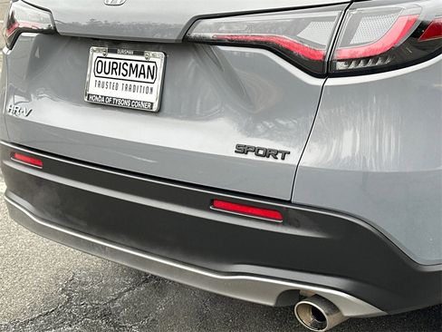 Used 2023 Honda HR-V Sport image 5